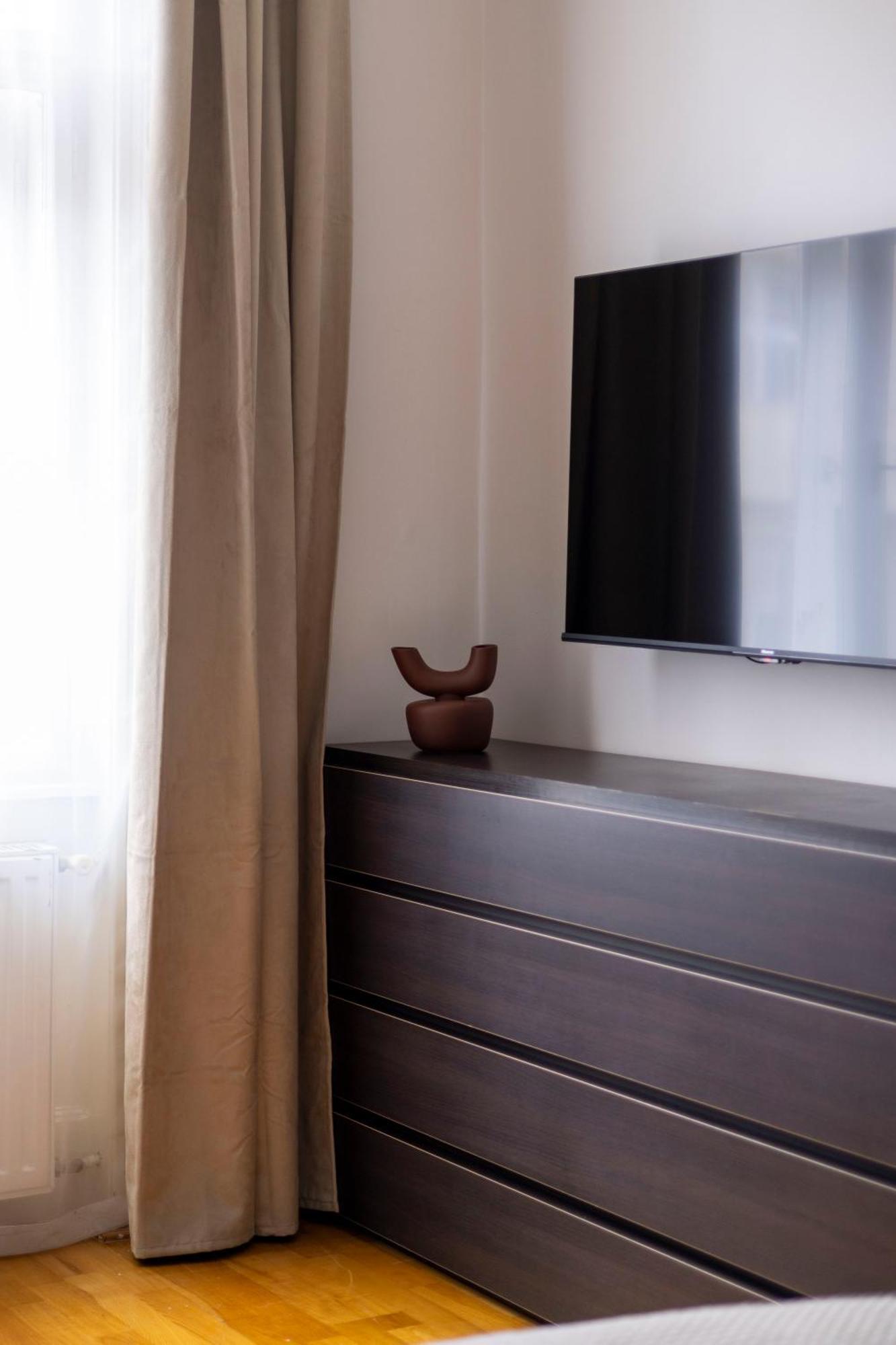 Stylish & Cozy City Center Apartment By Prestige Homes Budapeste Exterior foto